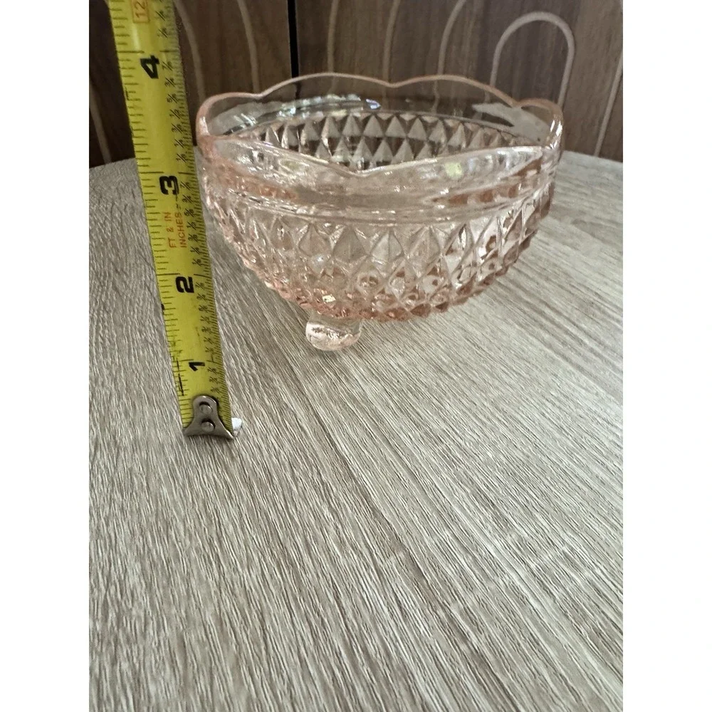 Vintage Pink Indiana Diamond Point Glass Bowl Scalloped Three Footed